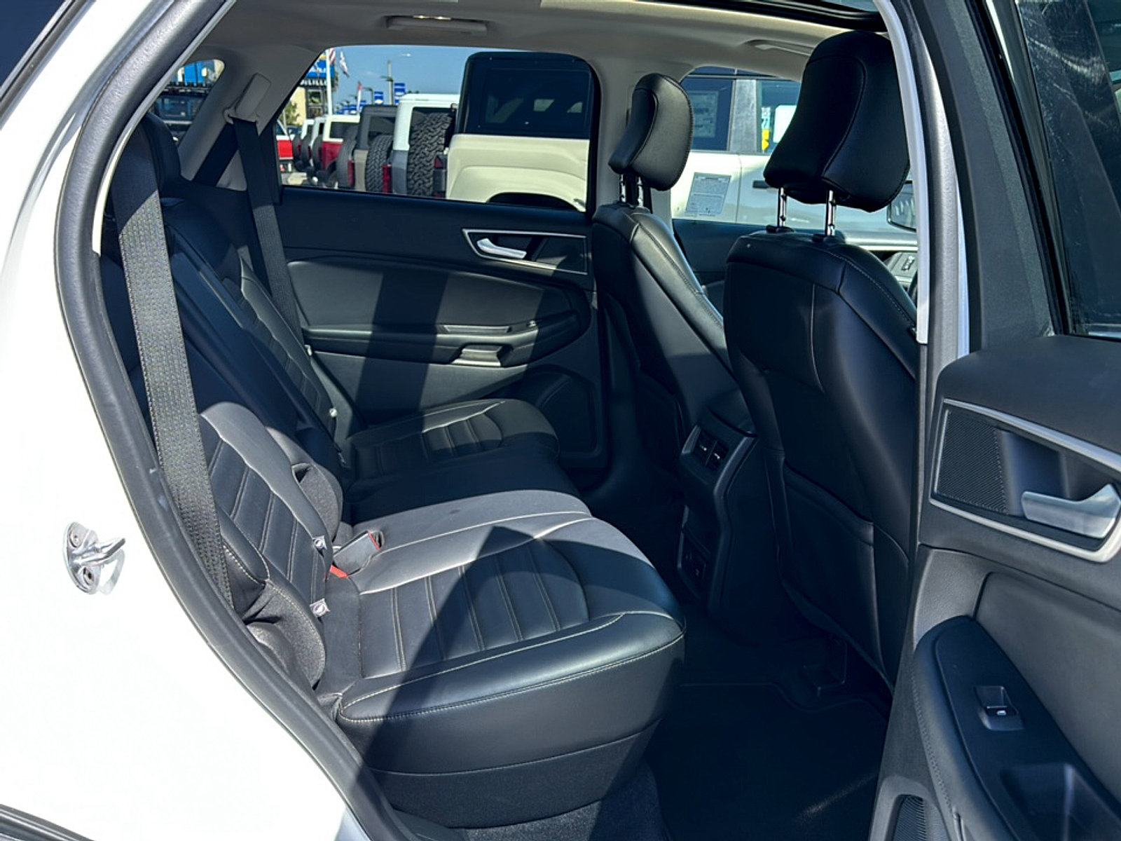 Used 2024 Ford Edge SEL w/ Convenience Package AWD/4WD image 7