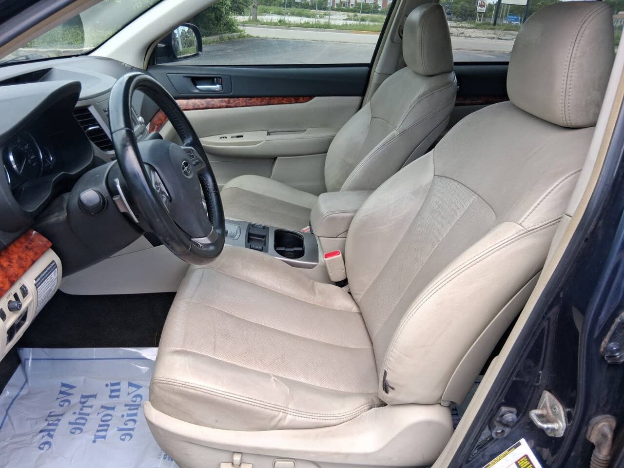 Used 2012 Subaru Legacy 2.5i Limited AWD/4WD image 8