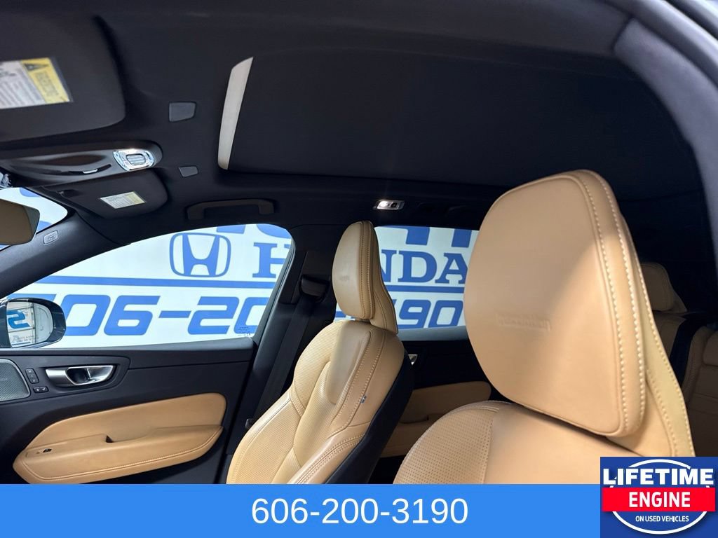 Used 2020 Volvo XC60 T5 Inscription AWD/4WD image 25