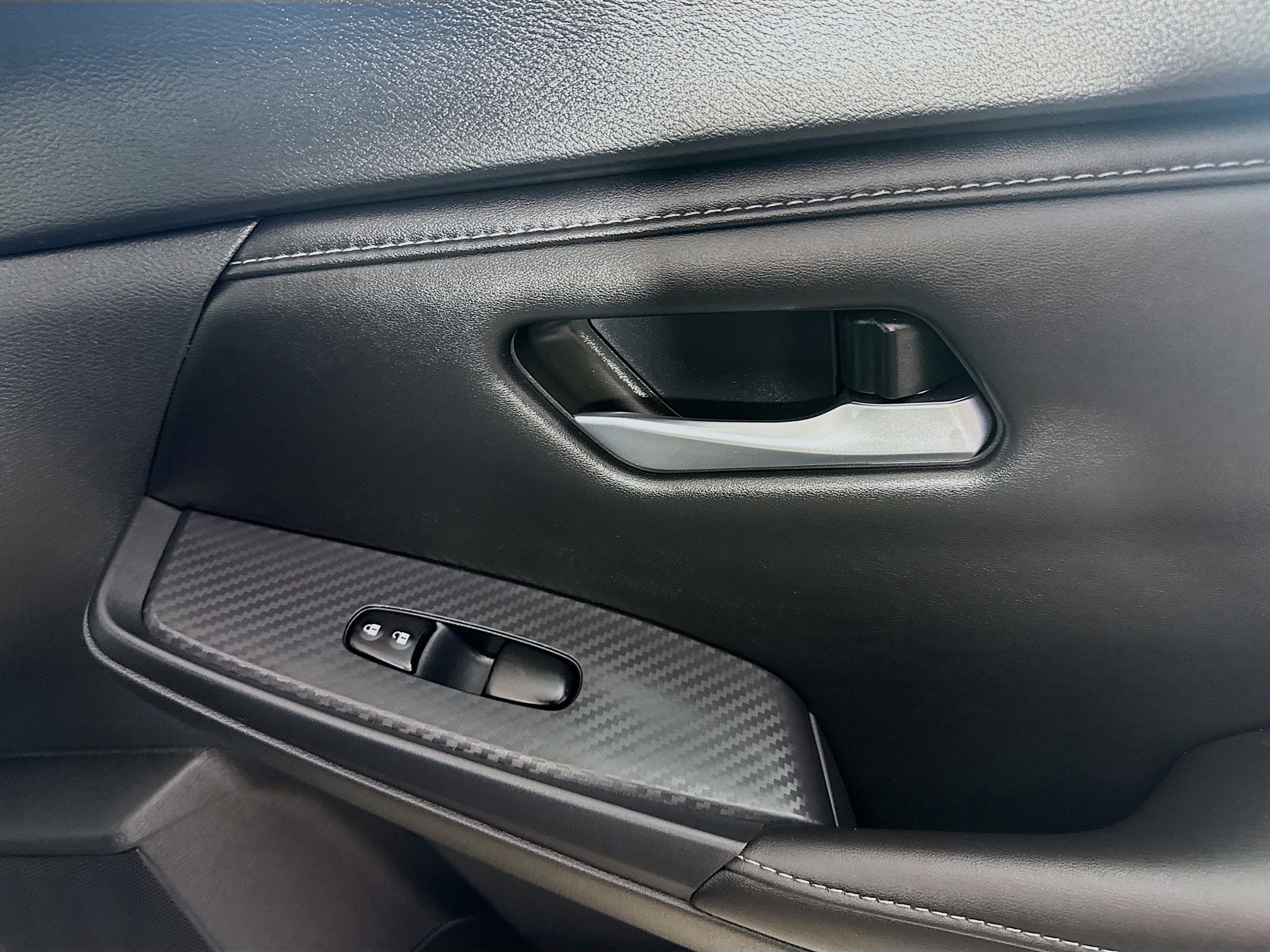 Used 2025 Nissan Sentra SV w/ All-Weather Package image 31