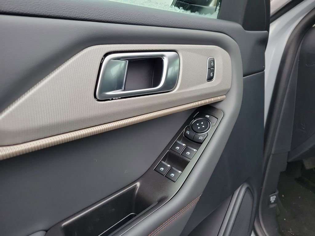 New 2026 Ford Explorer Active image 19