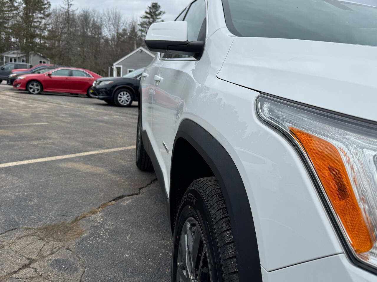 Used 2018 GMC Acadia SLT AWD/4WD image 11