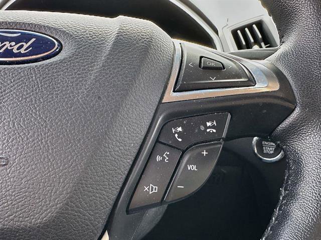 Used 2017 Ford Edge SEL w/ Equipment Group 201A AWD/4WD image 14