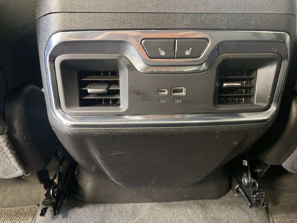 Used 2025 Chevrolet Silverado 3500 High Country AWD/4WD image 29