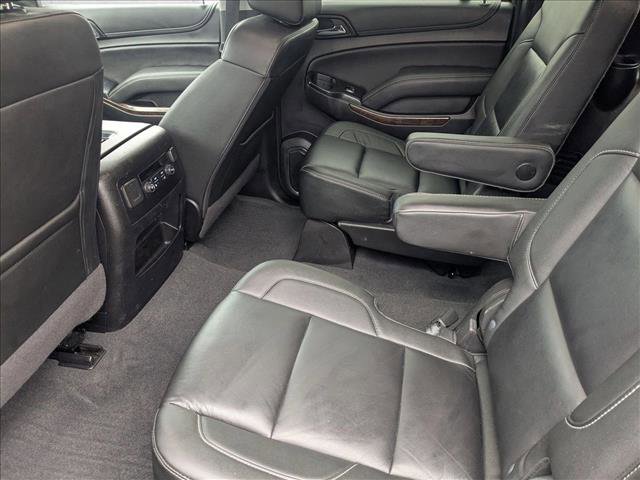 Used 2020 Chevrolet Suburban LT w/ Luxury Package image 18