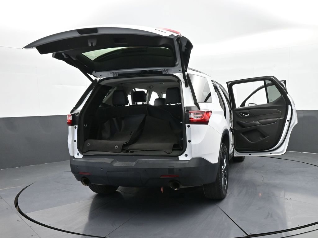 Used 2019 Chevrolet Traverse RS image 78