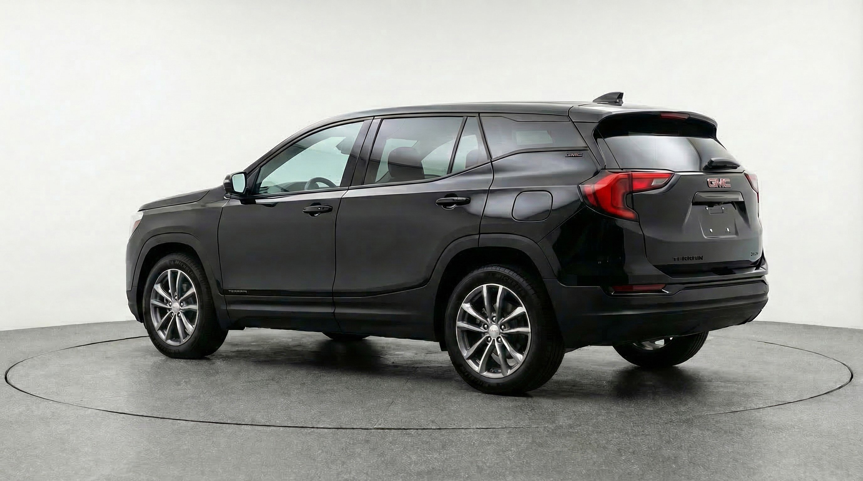 Used 2024 GMC Terrain SLT image 6