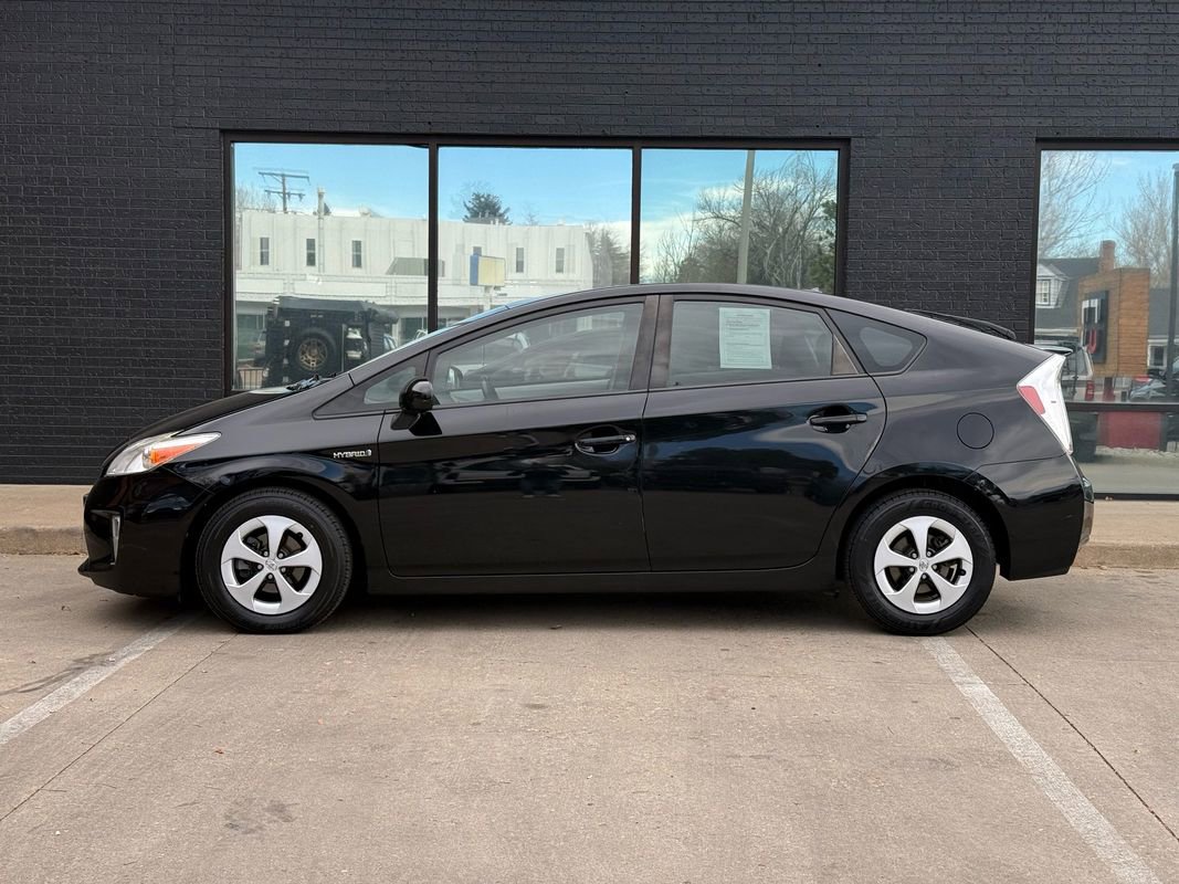 Used 2015 Toyota Prius Three image 19