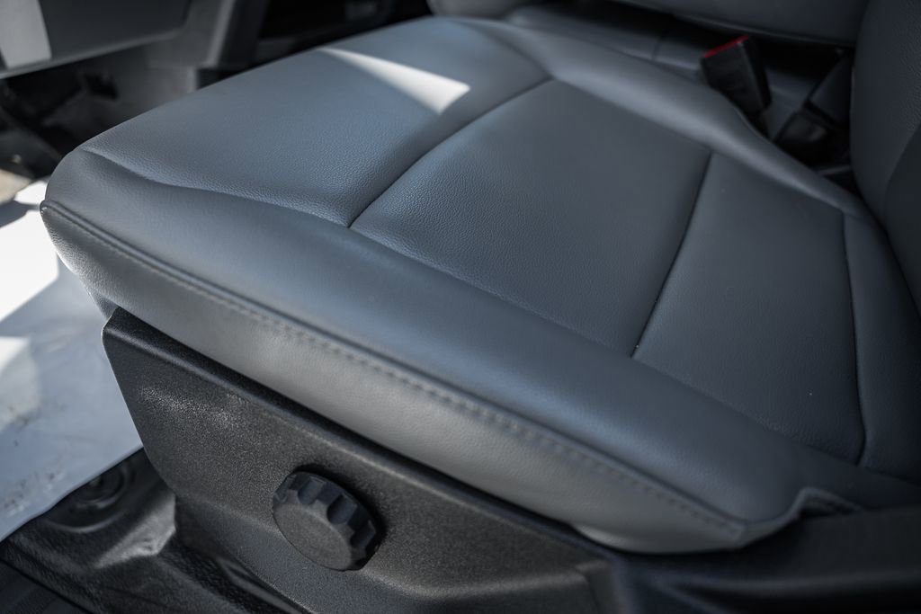 Used 2024 Ford F250 XL w/ Snow Plow Prep Package image 34