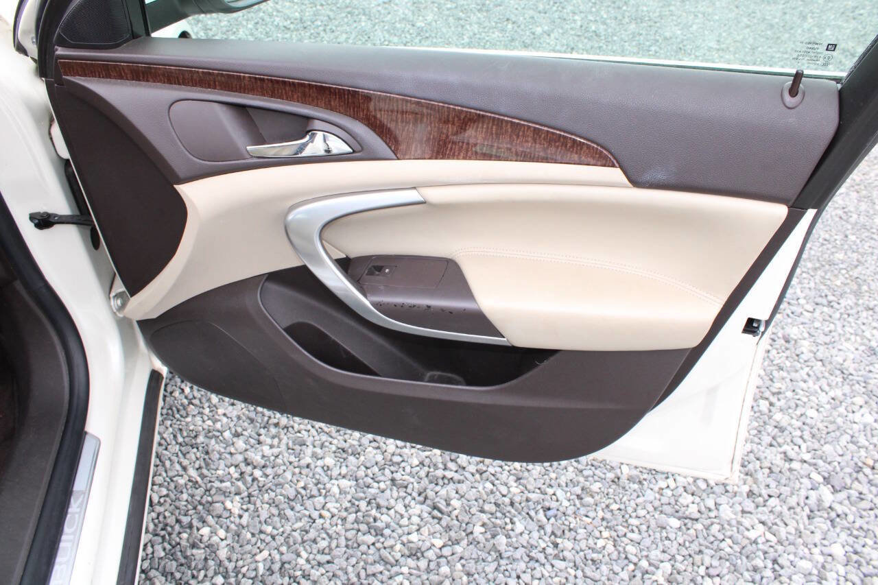 Used 2013 Buick Regal Premium FWD image 20