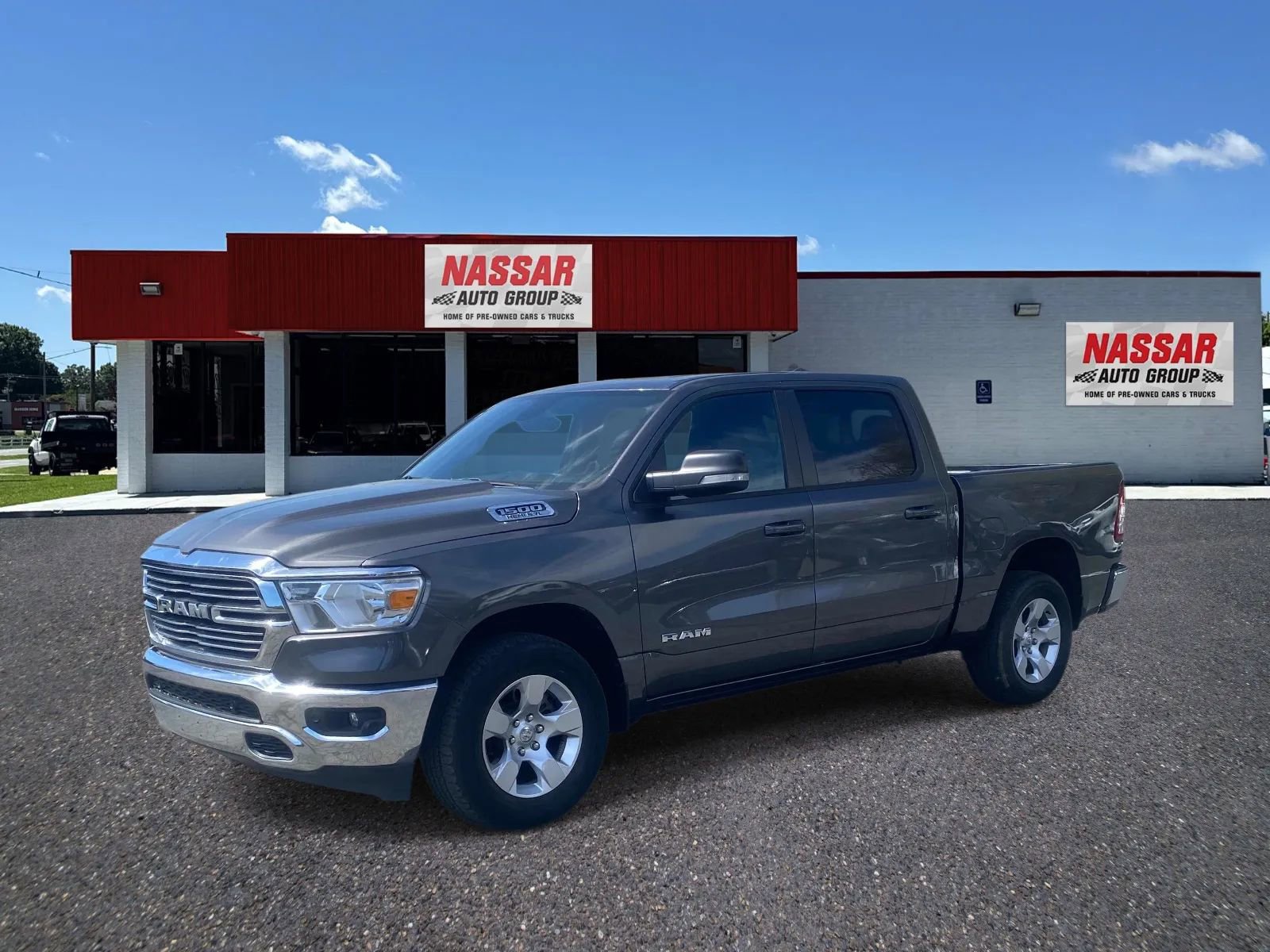 Used 2021 RAM 1500 Big Horn AWD/4WD image 1