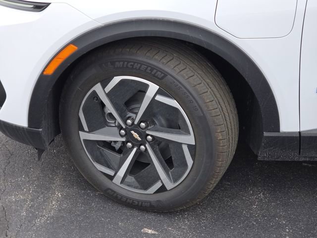 New 2026 Chevrolet Equinox EV LT image 19