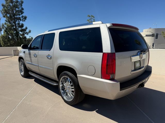 Used 2007 Cadillac Escalade ESV AWD w/ Information Package image 6