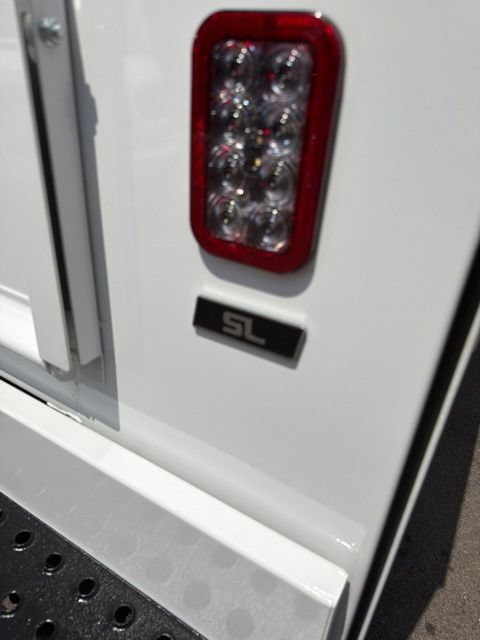 New 2026 Ford F250 XL w/ XL Chrome Package AWD/4WD image 17