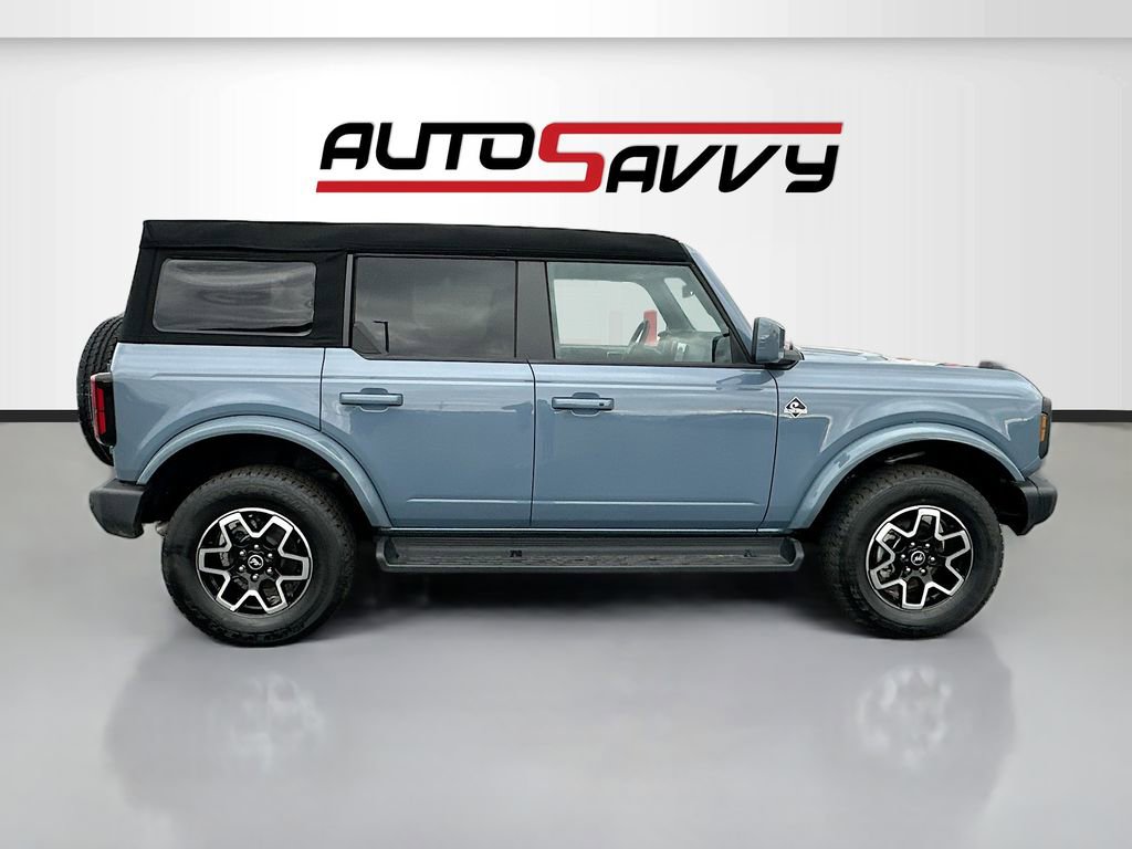 Used 2025 Ford Bronco Outer Banks AWD/4WD image 8