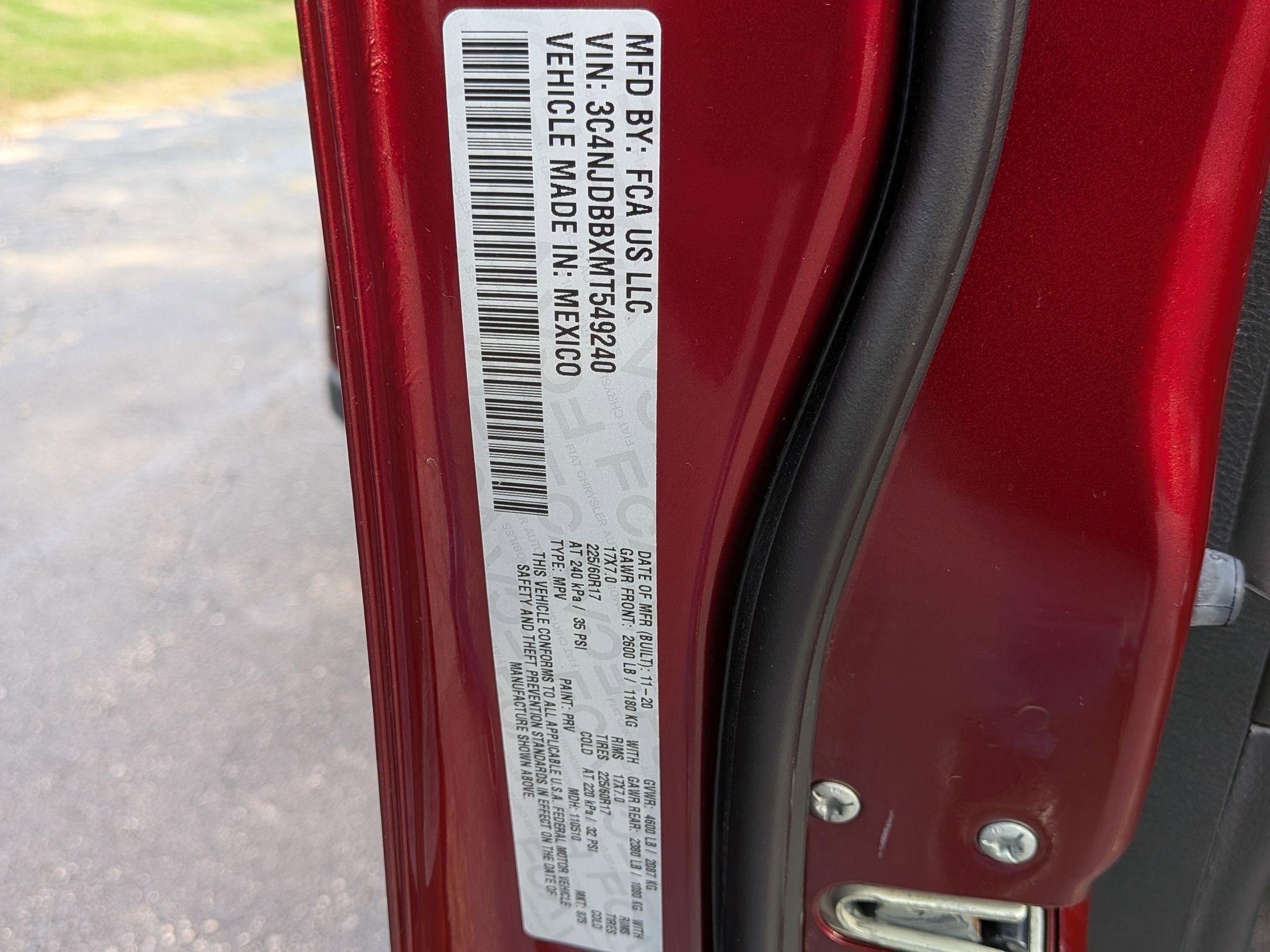 Certified 2021 Jeep Compass Latitude image 41