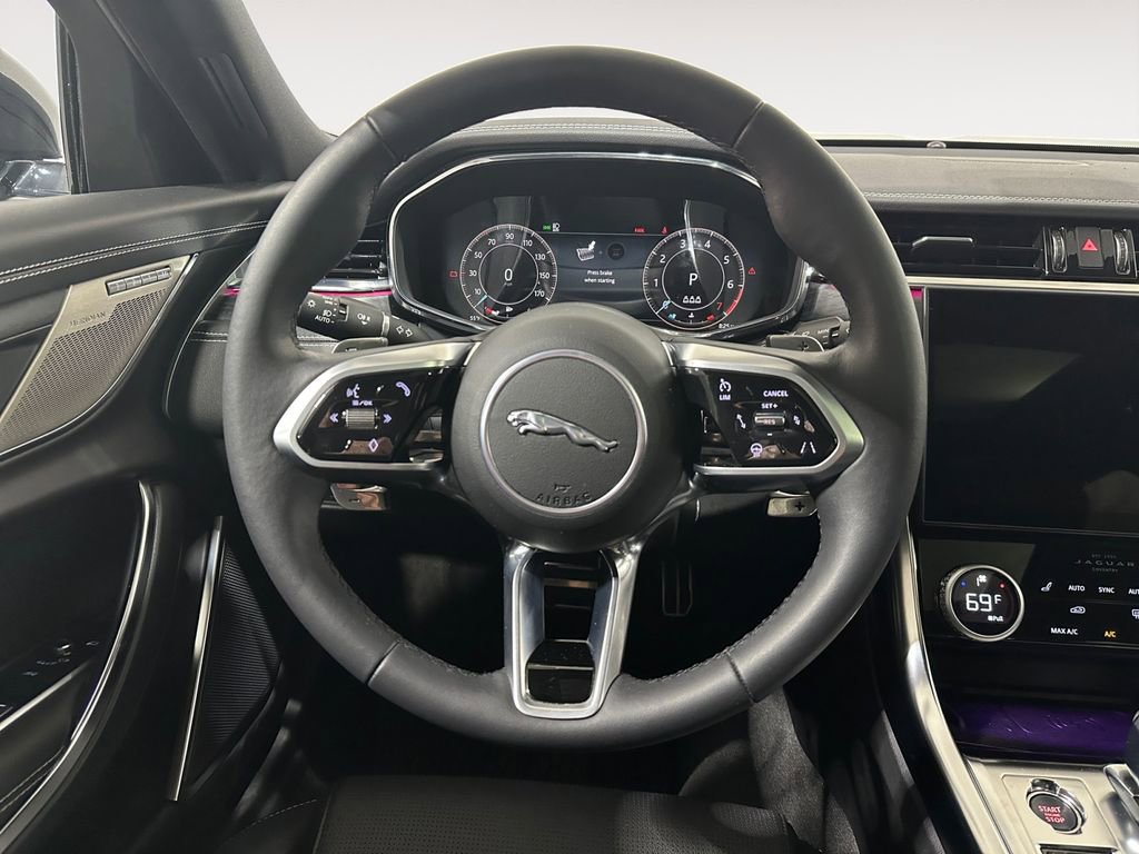 Used 2024 Jaguar XF R-Dynamic SE image 10