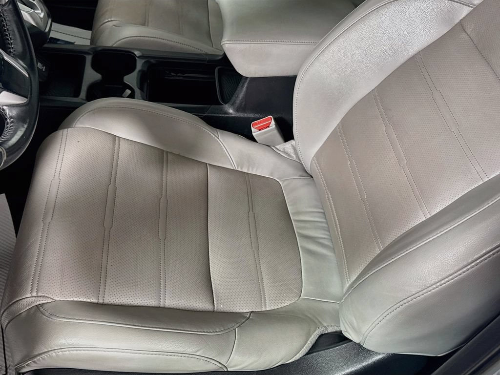 Used 2019 Honda CR-V EX-L image 17