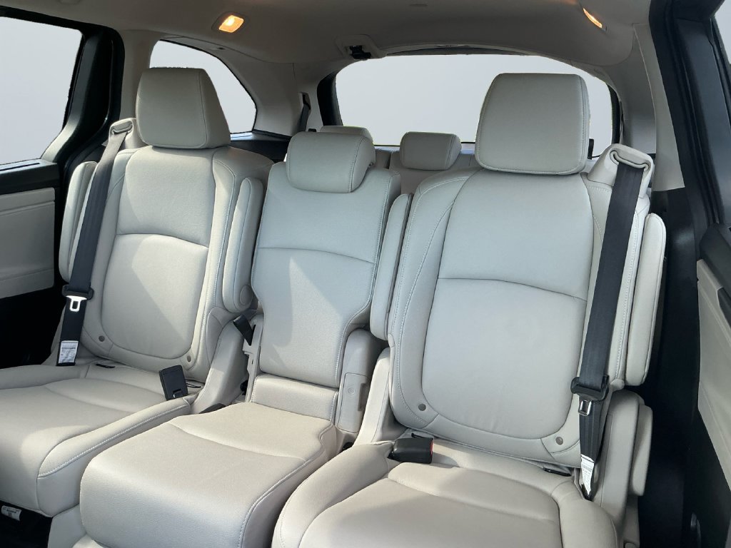 Used 2026 Honda Odyssey EX-L image 14