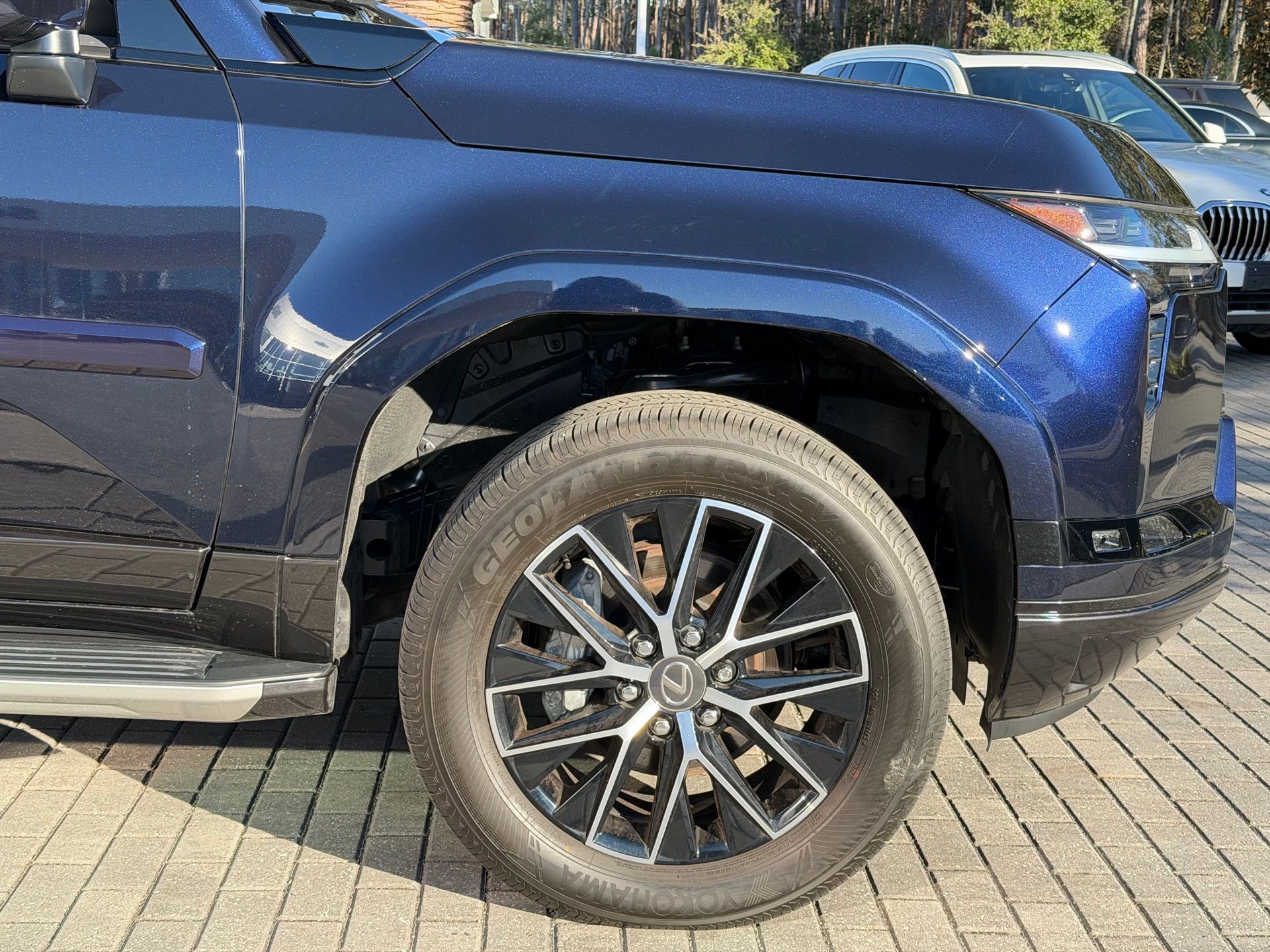 Used 2025 Lexus GX 550 550 Premium+ w/ Accessory Package (2T) image 6