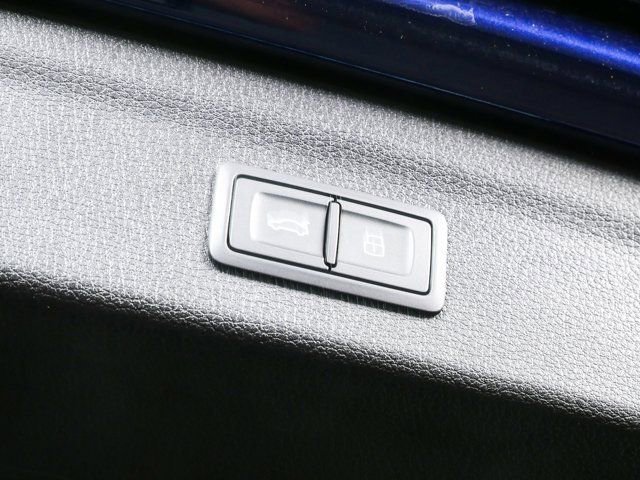 Used 2023 Audi Q3 2.0T Premium w/ Convenience Package AWD/4WD image 27