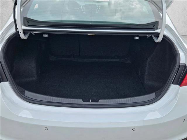 Used 2024 Chevrolet Malibu LT FWD image 7