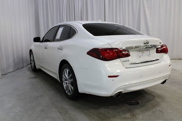 Used 2015 INFINITI Q70 3.7 image 25