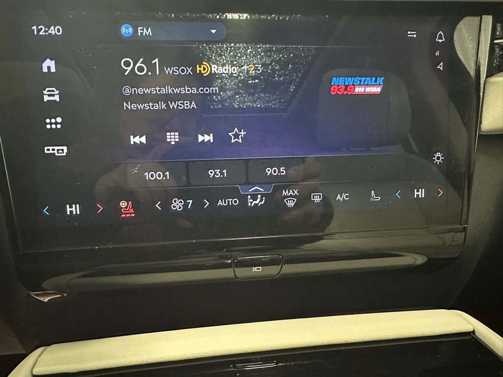 Used 2025 Lincoln Navigator L Reserve image 27