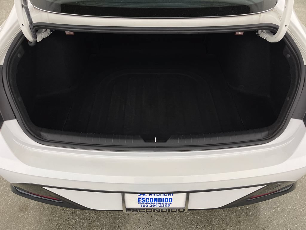 Certified 2022 Hyundai Sonata SEL w/ Winter Weather Package FWD image 10