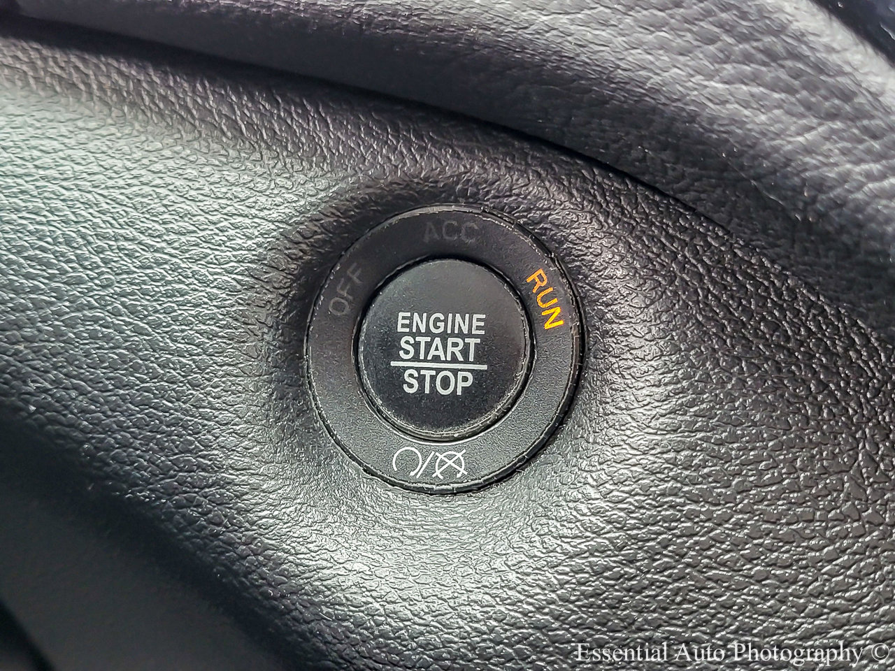 Used 2021 Jeep Cherokee Latitude Plus image 16