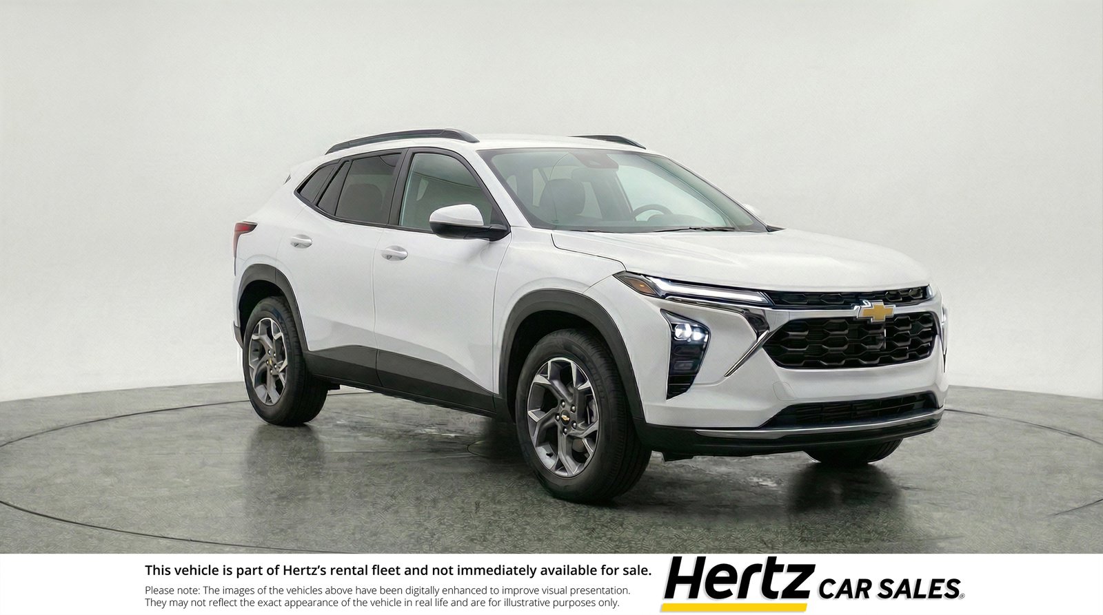 Used 2025 Chevrolet Trax LT image 1