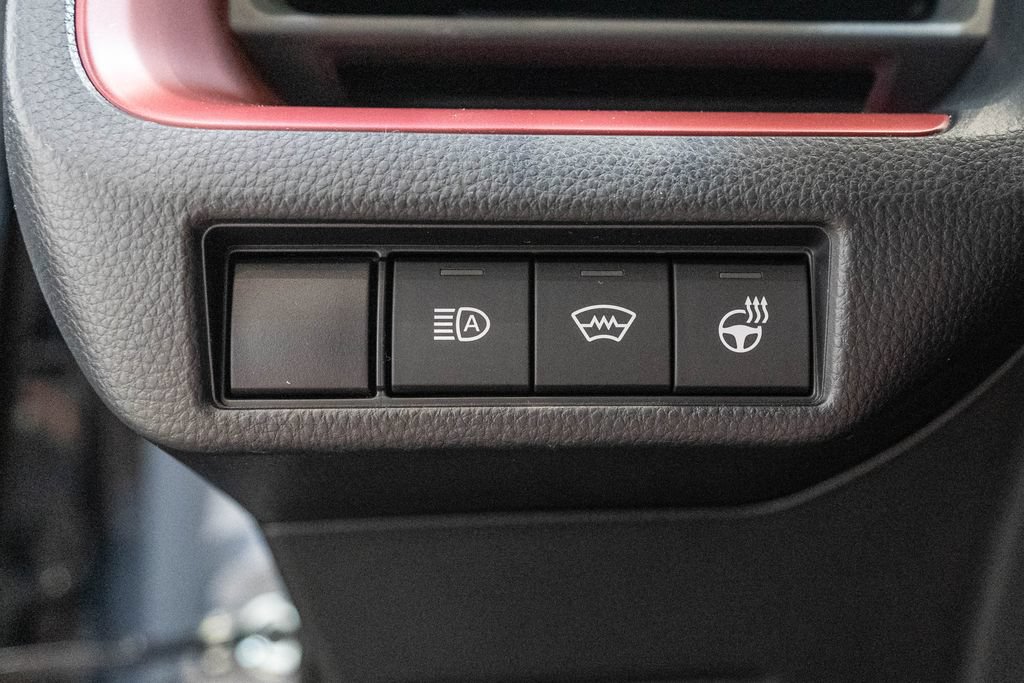 New 2026 Toyota Prius Plug-In Hybrid FWD image 23