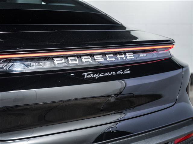 Certified 2025 Porsche Taycan 4S image 30
