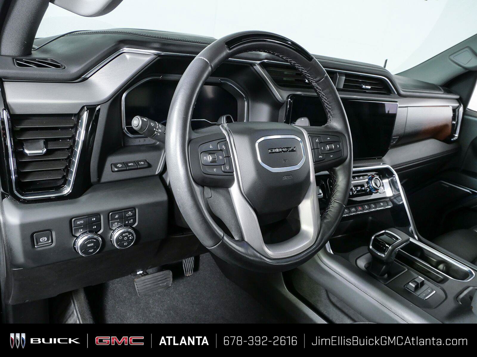 Used 2024 GMC Sierra 1500 Denali AWD/4WD image 7