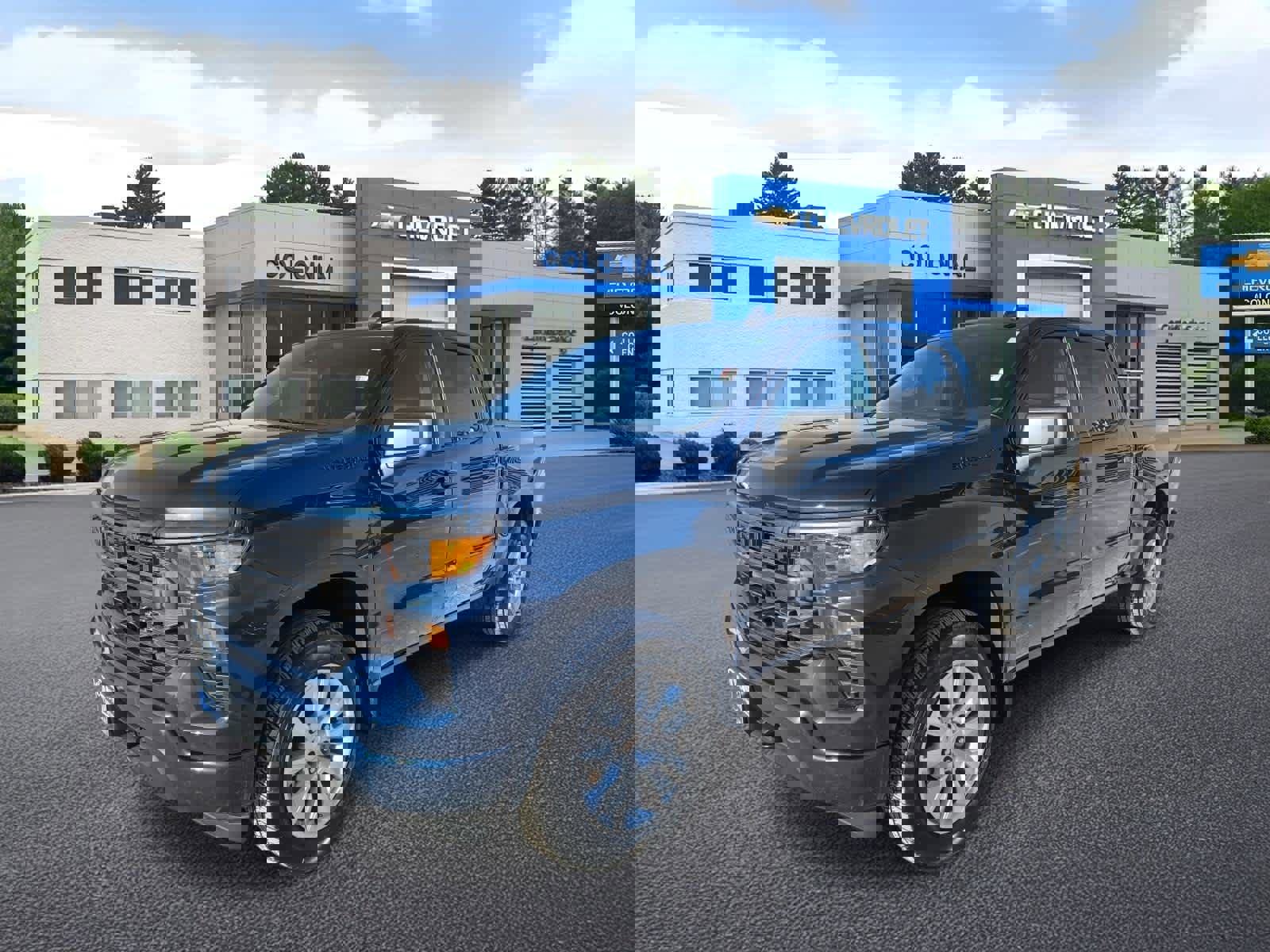 Used 2022 Chevrolet Silverado 1500 Custom w/ LPO, Dark Essentials Package