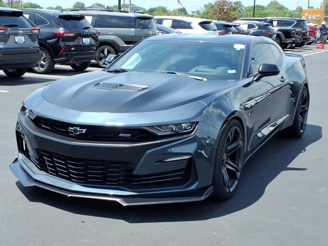 Used 2023 Chevrolet Camaro SS RWD image 2