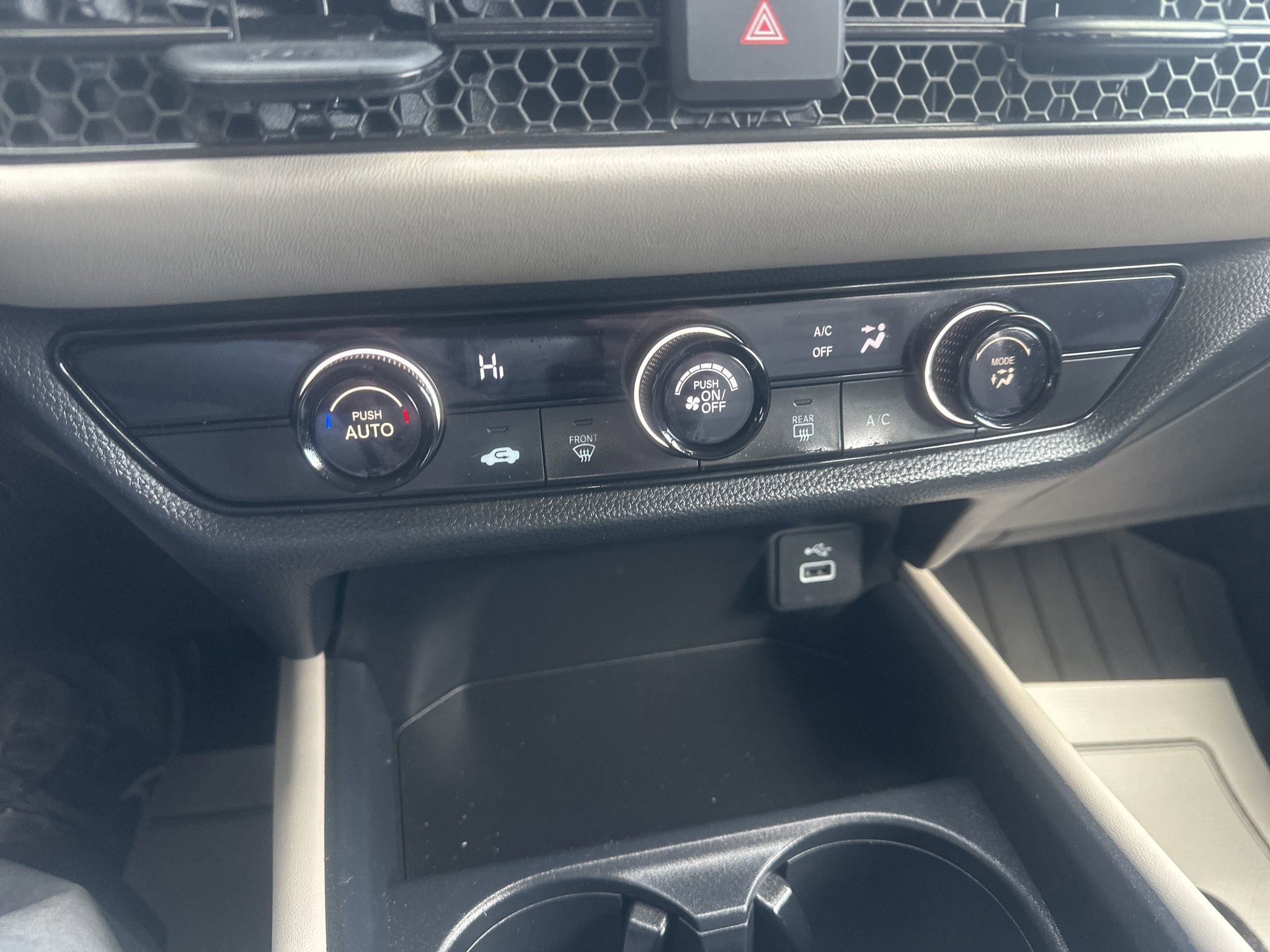 Used 2023 Honda HR-V LX image 26