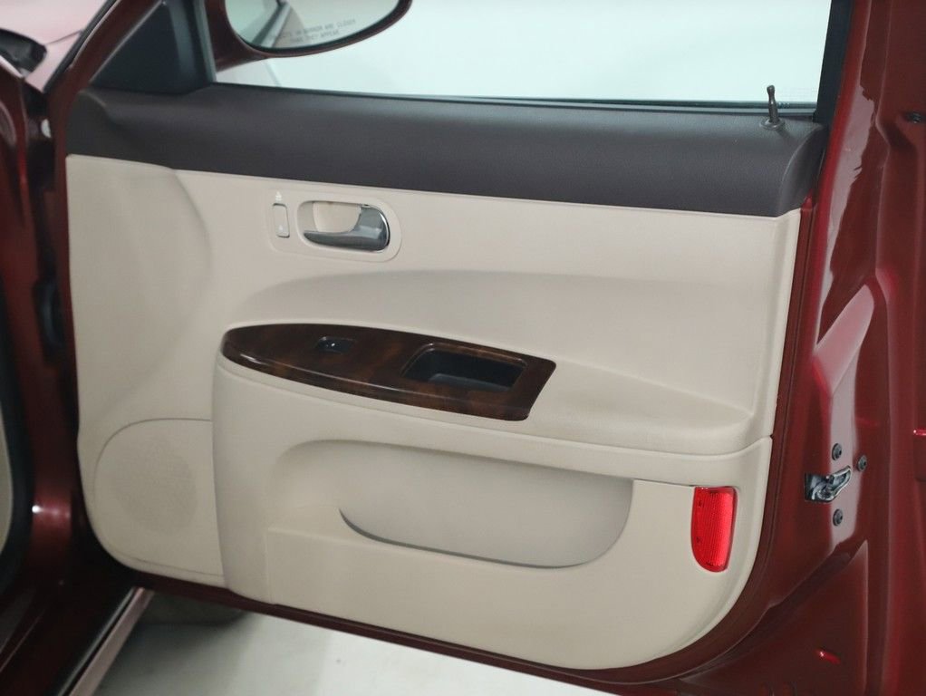 Used 2008 Buick LaCrosse CXL w/ Driver Confidence Package image 30