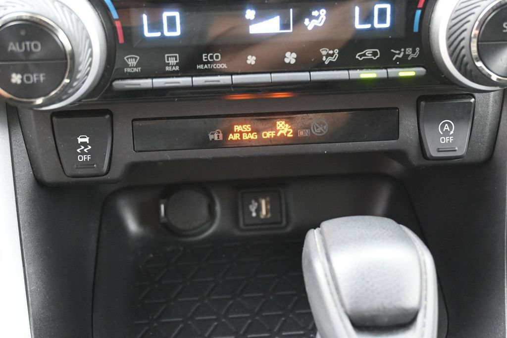 Certified 2025 Toyota RAV4 XLE AWD/4WD image 23