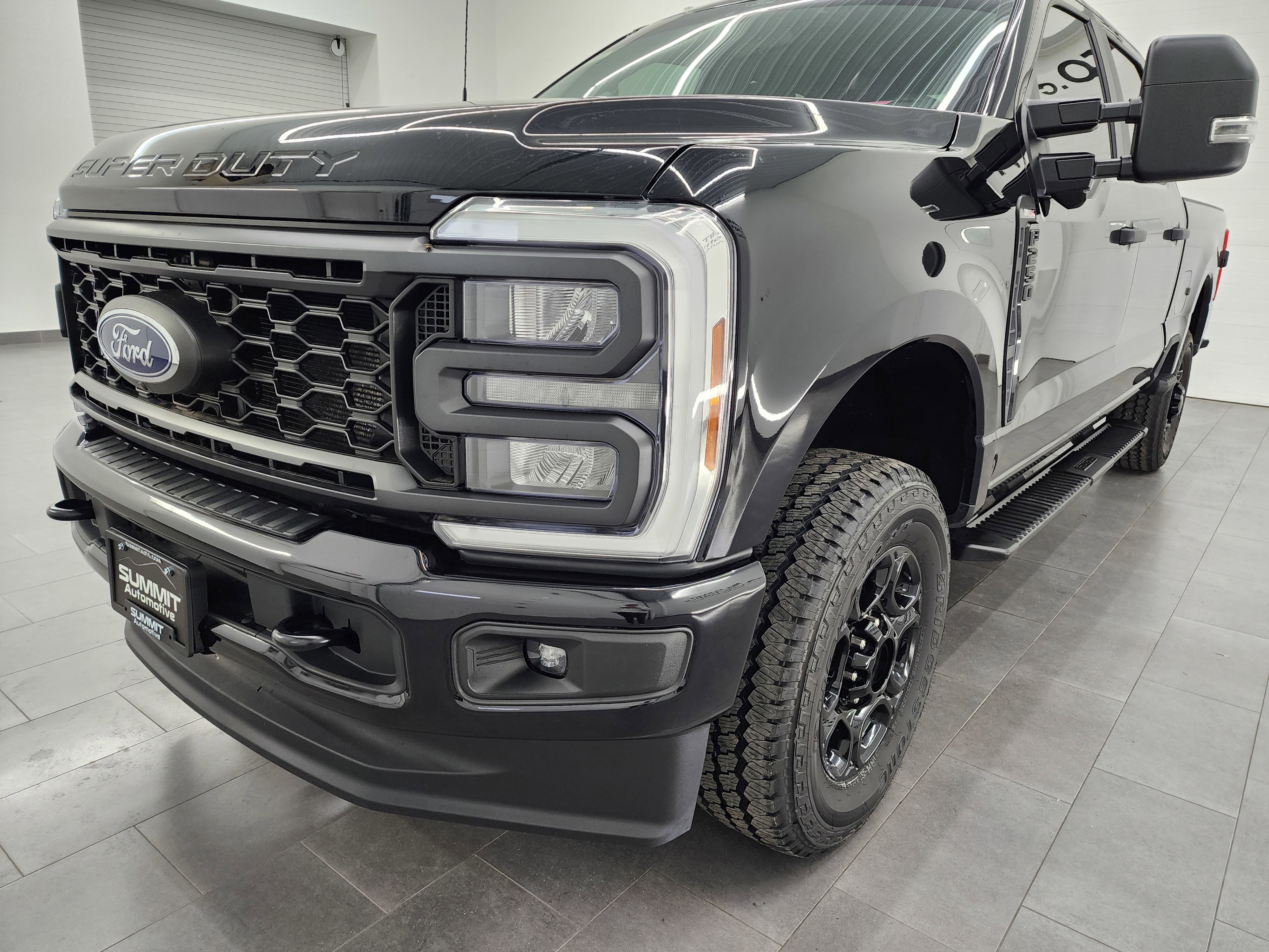 Used 2024 Ford F250 XL w/ STX Appearance Package image 7