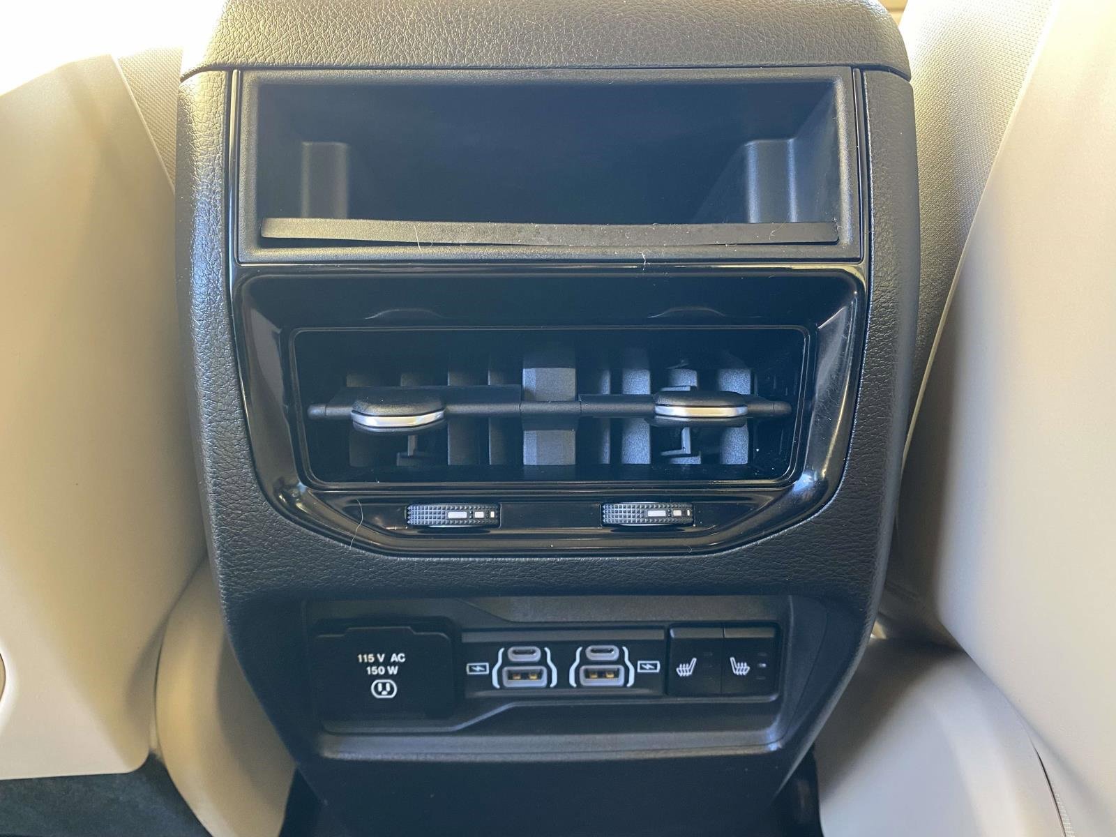 Used 2022 Jeep Grand Cherokee Limited image 12