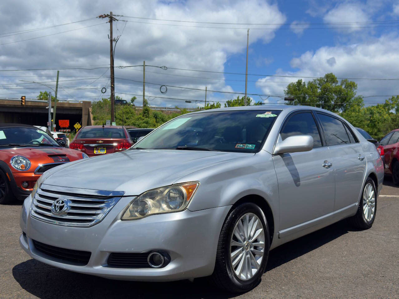 Used 2008 Toyota Avalon Limited FWD image 2