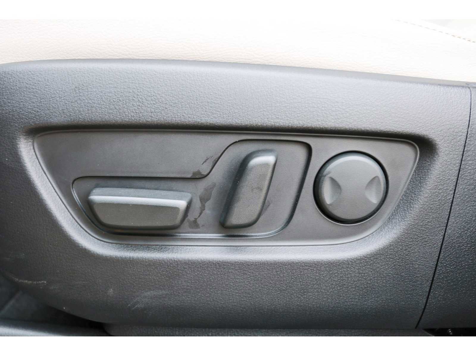 Used 2025 MAZDA CX-90 3.3 Turbo w/ Preferred Package image 28