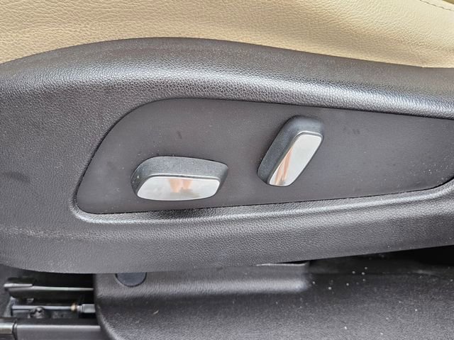 Used 2018 Cadillac XT5 FWD image 10