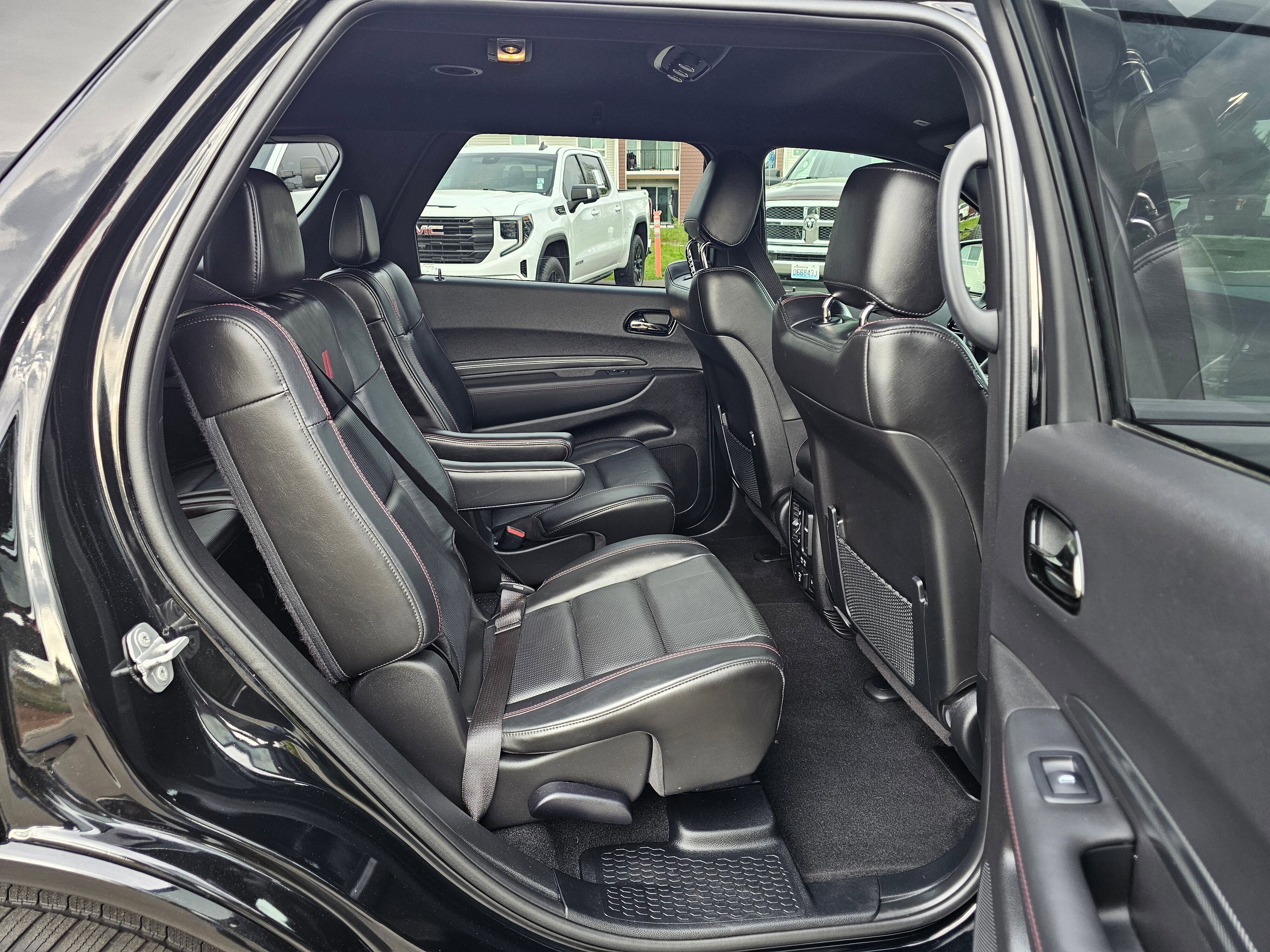 Used 2021 Dodge Durango R/T w/ Blacktop Package AWD/4WD image 33