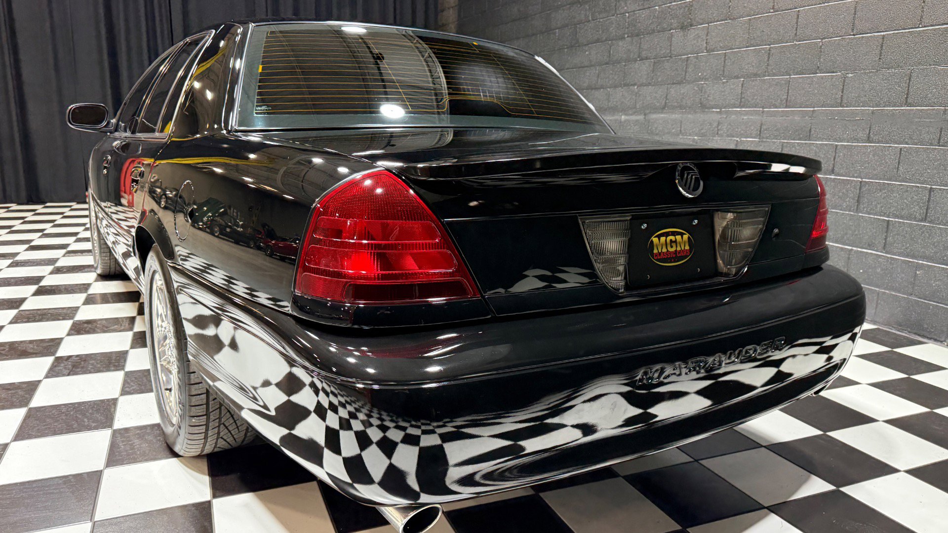 Used 2004 Mercury Marauder RWD image 9