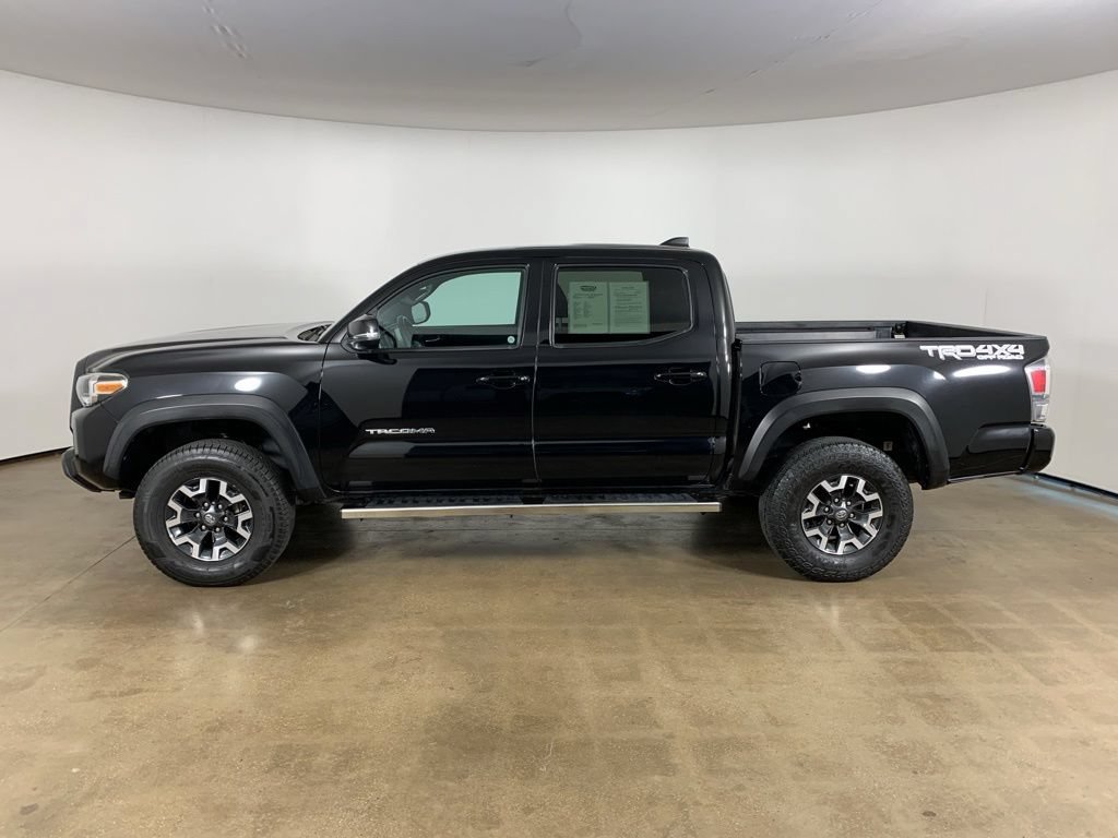 Used 2022 Toyota Tacoma TRD Off-Road w/ Technology Package AWD/4WD image 15