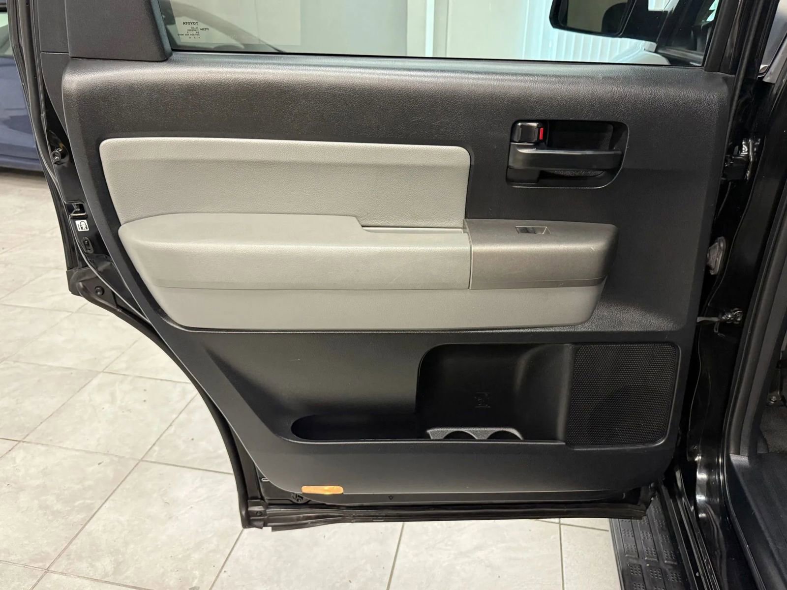 Used 2013 Toyota Sequoia SR5 image 19