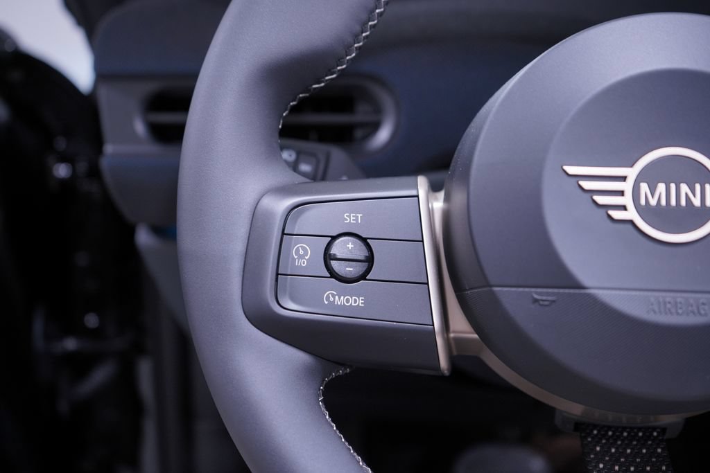 Used 2026 MINI Cooper S FWD image 15