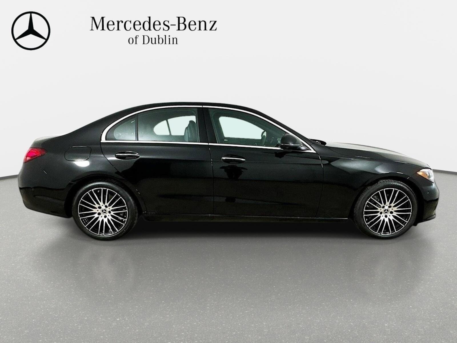 Used 2026 Mercedes-Benz C 300 4MATIC Sedan image 4